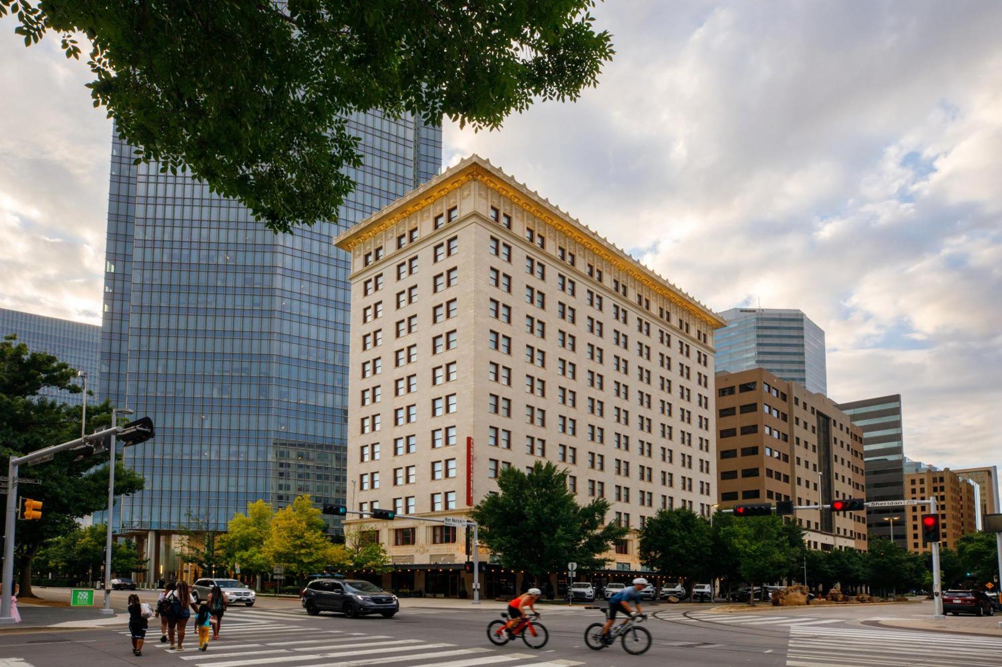 Colcord Hotel Oklahoma City, Curio Collection By Hilton Exterior photo